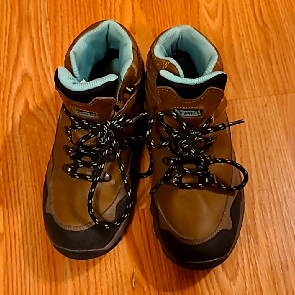 Pacific Trail Boys Hiking Boots Size 3